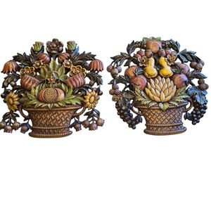 Vintage Syroco Fruit Wall Hanging Decoration Plaques-Set of 2